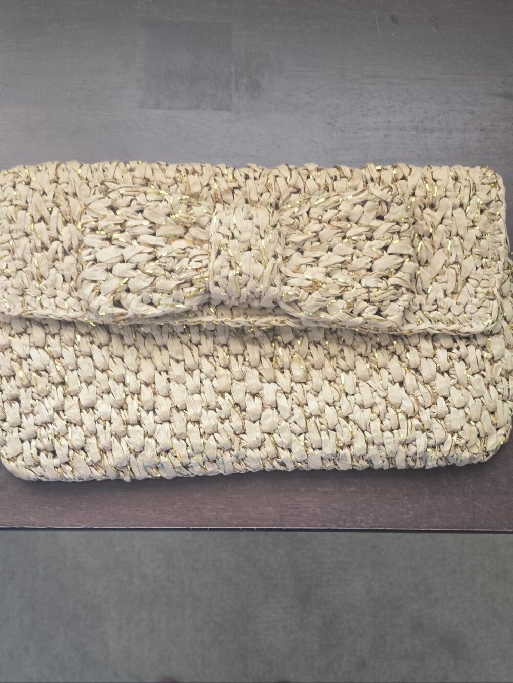 SR SQUARED by Sondra Roberts Gold Flecked Woven Straw Bow Clutch